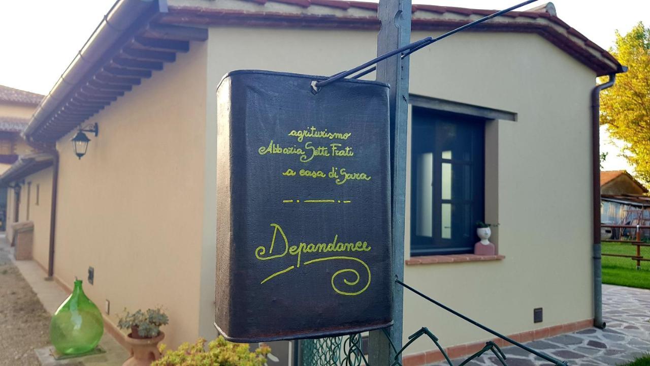 Agriturismo Abbazia Sette Frati A Casa Di Sara Pietrafitta  Exteriör bild