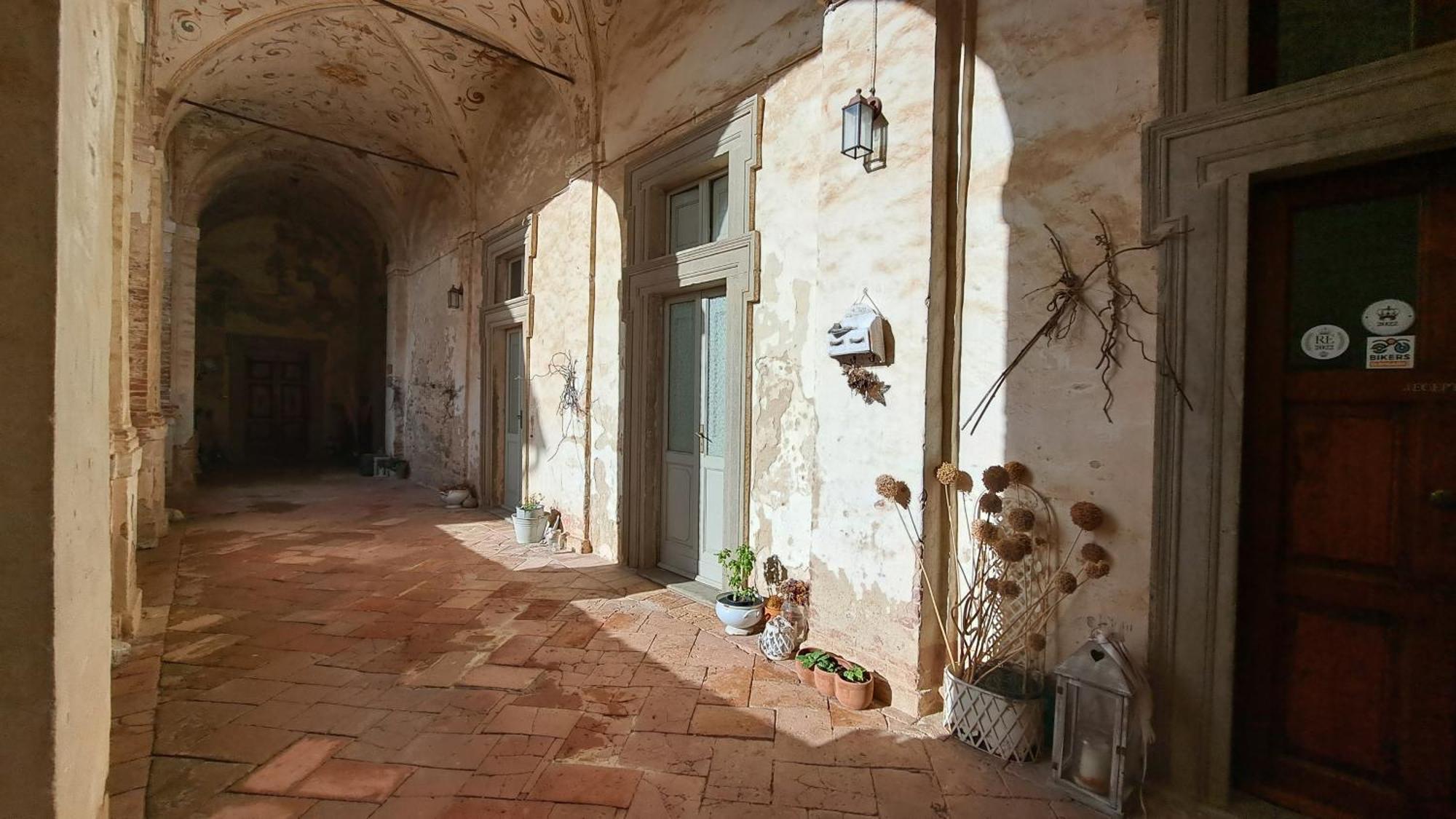 Agriturismo Abbazia Sette Frati A Casa Di Sara Pietrafitta  Rum bild